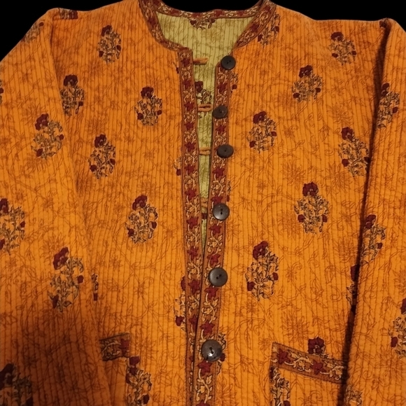 2 sides  Quilted Jacket - Picture 3 of 14